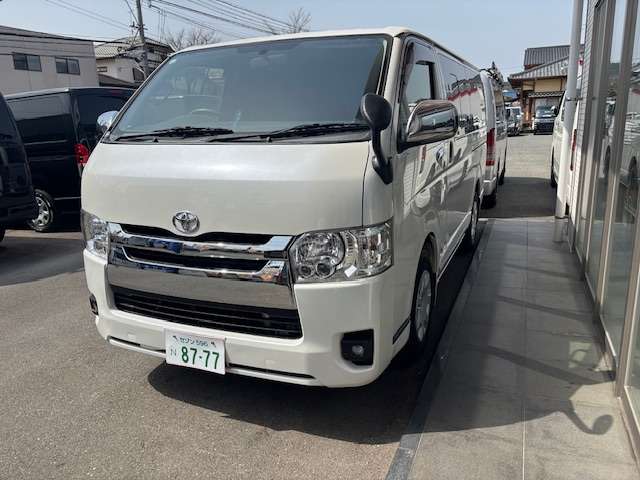 トヨタ ハイエースバン ３．０ スーパーＧＬ ロング ディーゼルターボ H28年 (九州・沖縄) 99