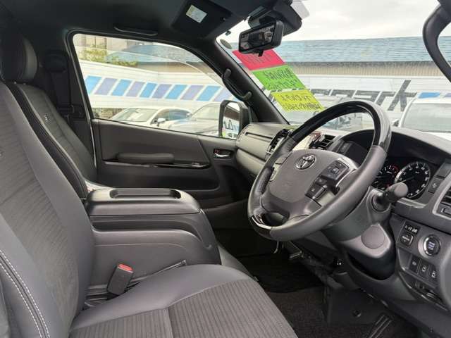 トヨタ ハイエースバン ２．８ スーパーＧＬ ダークプライム Ｓ ロングボディ ディーゼルターボ ４ＷＤ R7年 (甲信越・北陸) 99