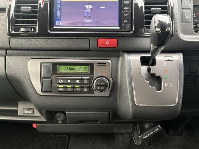 トヨタ ハイエースバン ２．８ スーパーＧＬ ダークプライム Ｓ ロングボディ ディーゼルターボ ４ＷＤ R7年 (甲信越・北陸) 99