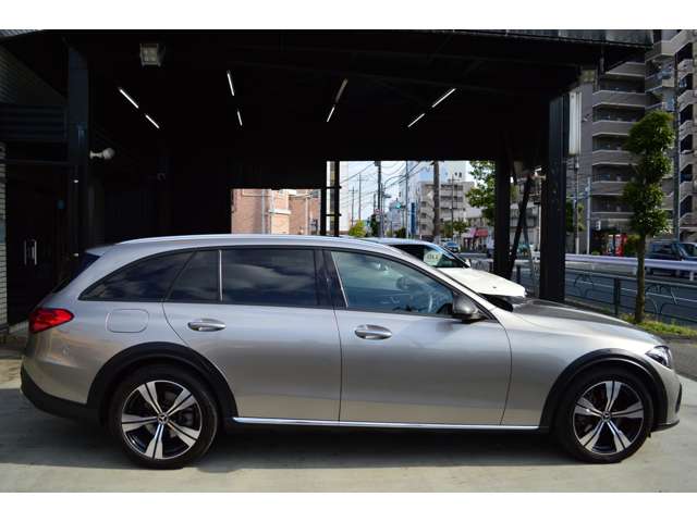 メルセデスベンツ Ｃクラスオールテレイン Ｃ２２０ Ｄ ４マチック （ＩＳＧ搭載モデル） ディーゼルターボ ４ＷＤ R4年 (関東) 99
