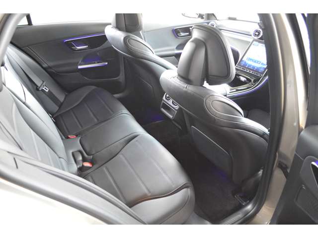 メルセデスベンツ Ｃクラスオールテレイン Ｃ２２０ Ｄ ４マチック （ＩＳＧ搭載モデル） ディーゼルターボ ４ＷＤ R4年 (関東) 99