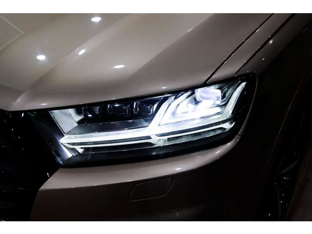 アウディ Ｑ７ ５５ ＴＦＳＩ クワトロ ４ＷＤ H30年 (関東) 99