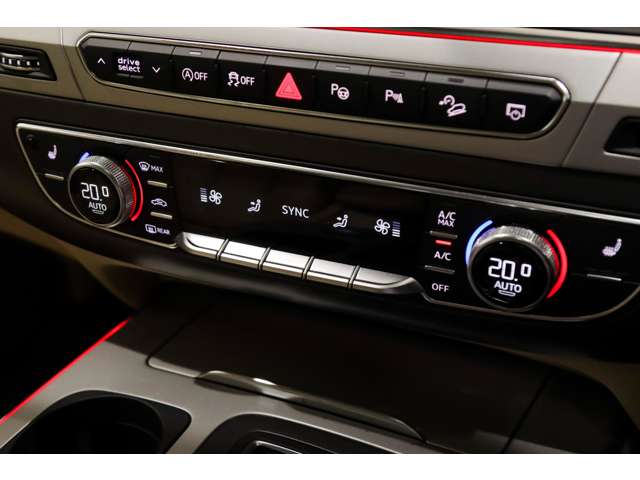 アウディ Ｑ７ ５５ ＴＦＳＩ クワトロ ４ＷＤ H30年 (関東) 99