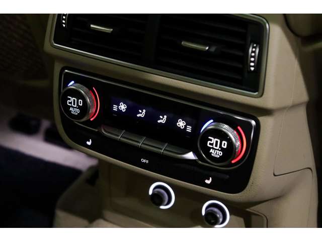 アウディ Ｑ７ ５５ ＴＦＳＩ クワトロ ４ＷＤ H30年 (関東) 99