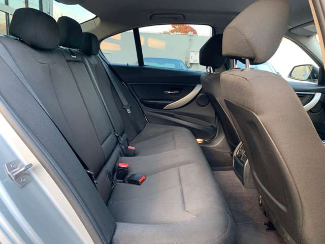 ＢＭＷ ３シリーズ ３２０ｉ　Ｍスポーツ H26年 (関東) 99