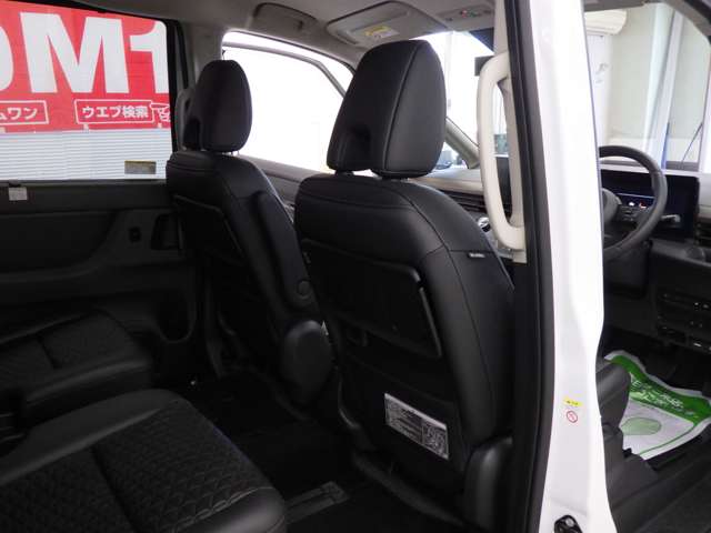 日産 セレナ １．４ Ｅ－４ＯＲＣＥ ハイウェイスターＶ ４ＷＤ R6年 (東北) 99