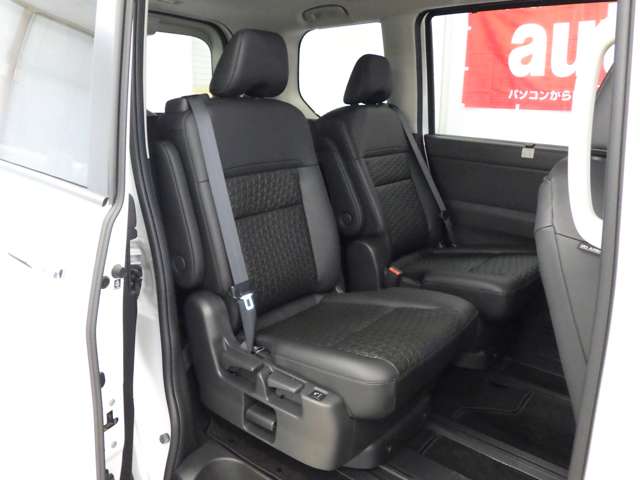 日産 セレナ １．４ Ｅ－４ＯＲＣＥ ハイウェイスターＶ ４ＷＤ R6年 (東北) 99