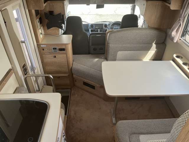 トヨタ カムロード ナッツＲＶ R5年 (関東) 99