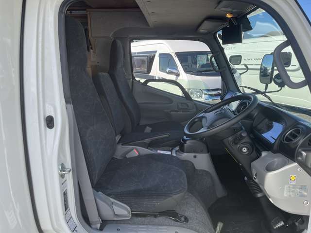 トヨタ カムロード ナッツＲＶ R5年 (関東) 99