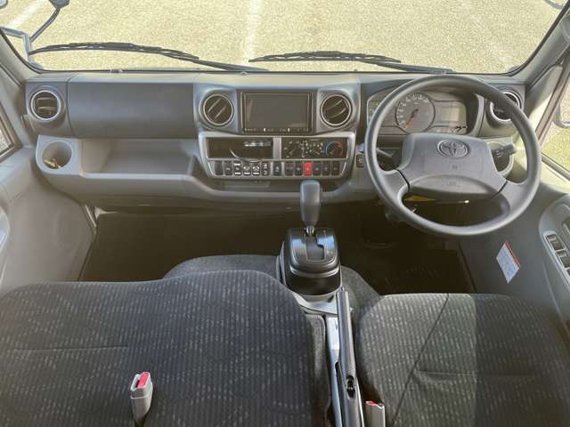 トヨタ カムロード ナッツＲＶ R5年 (関東) 99