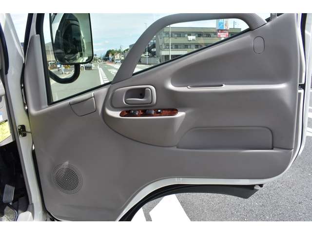 トヨタ カムロード バンテック H27年 (近畿) 99