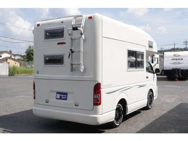 トヨタ ハイエースバン ファンルーチェ H21年 (中国) 99