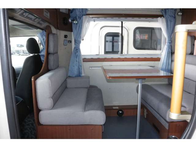 トヨタ ハイエースバン ファンルーチェ H21年 (中国) 99