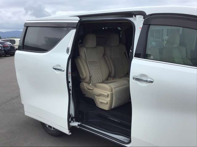トヨタ ヴェルファイア　ハイブリッド ハイブリッド ２．５ Ｖ Ｅ－ＦＯＵＲ ４ＷＤ H27年 (東北) 99