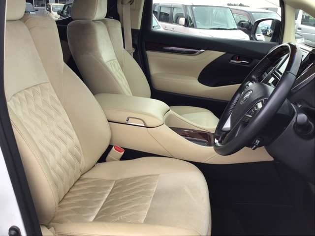 トヨタ ヴェルファイア　ハイブリッド ハイブリッド ２．５ Ｖ Ｅ－ＦＯＵＲ ４ＷＤ H27年 (東北) 99