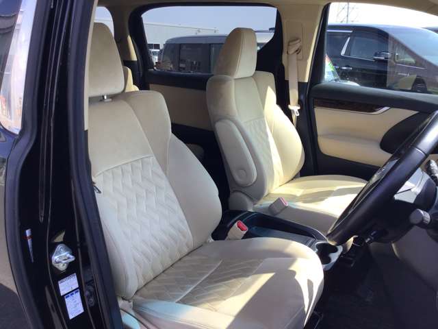 トヨタ アルファード ２．５ Ｘ ４ＷＤ R4年 (東北) 99