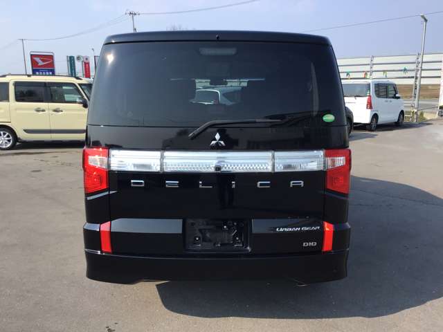三菱 デリカ　Ｄ：５ アーバンギア ２．２ Ｇ パワーパッケージ ディーゼルターボ ４ＷＤ R1年 (東北) 99
