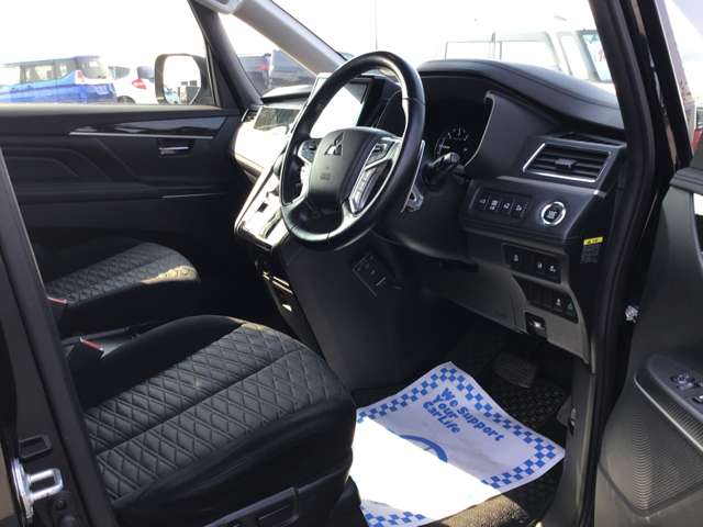 三菱 デリカ　Ｄ：５ アーバンギア ２．２ Ｇ パワーパッケージ ディーゼルターボ ４ＷＤ R1年 (東北) 99