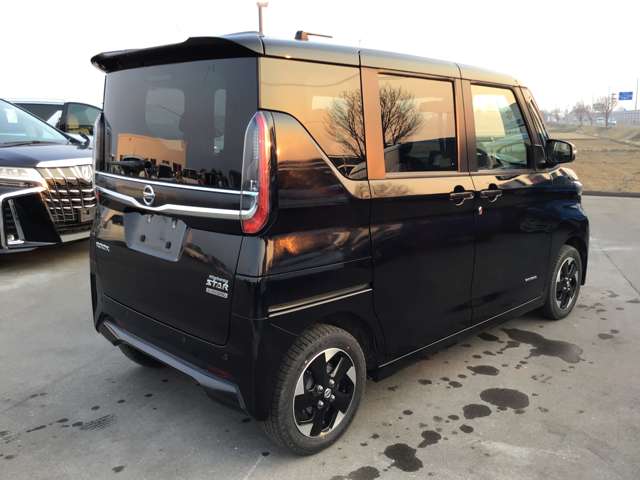 日産 ルークス ６６０ ハイウェイスターＸ プロパイロット エディション ４ＷＤ R4年 (東北) 99