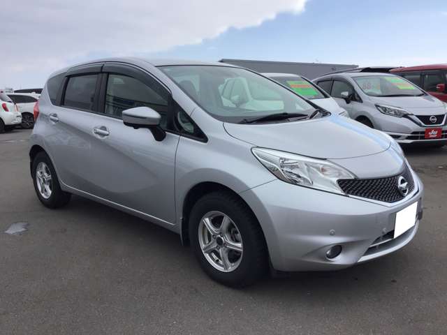 日産 ノート １．２ Ｘ ＦＯＵＲ Ｖセレクション プラスセーフティ ４ＷＤ H27年 (東北) 99