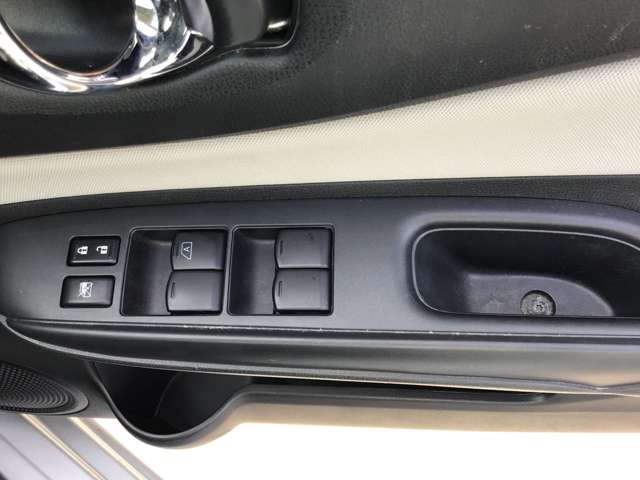 日産 ノート １．２ Ｘ ＦＯＵＲ ４ＷＤ R1年 (東北) 99