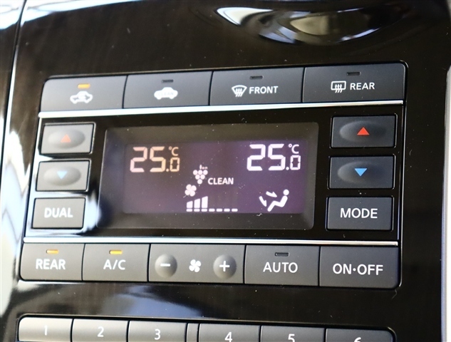 日産 エルグランド ２．５ ２５０ハイウェイスター Ｓ ホワイトレザー アーバンクロム H29年 (関東) 99