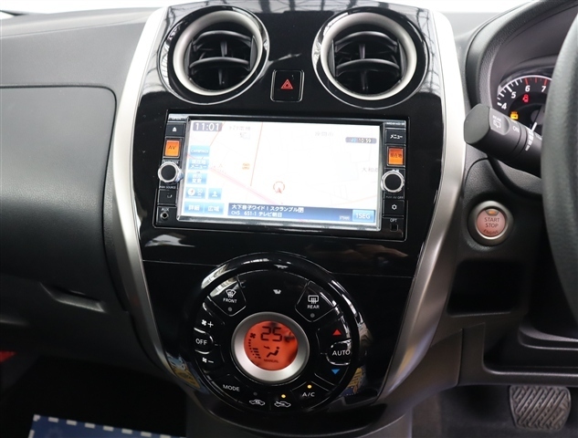 日産 ノート １．２ Ｘ ＤＩＧ－Ｓ Ｖセレクション プラスセーフティ H26年 (関東) 99