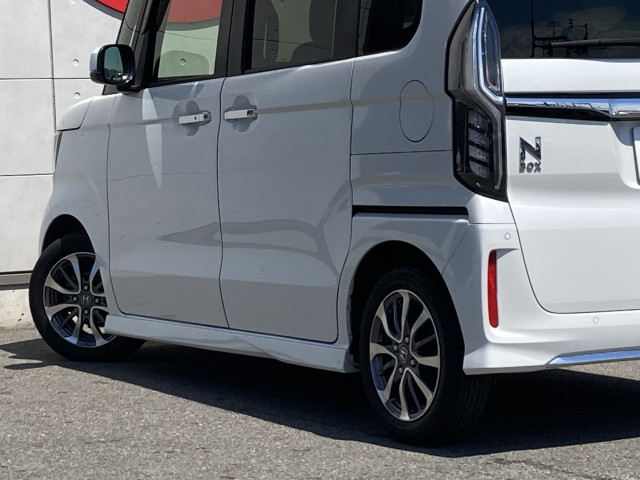 ホンダ Ｎ　ＢＯＸ カスタム ６６０ Ｌ R3年 (四国) 99