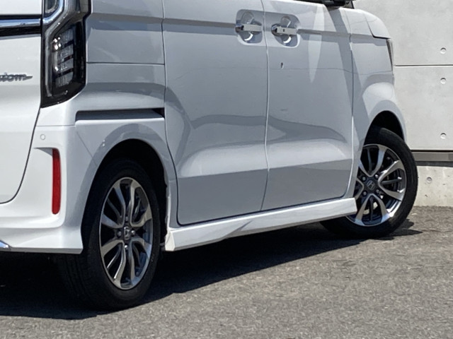 ホンダ Ｎ　ＢＯＸ カスタム ６６０ Ｌ R3年 (四国) 99