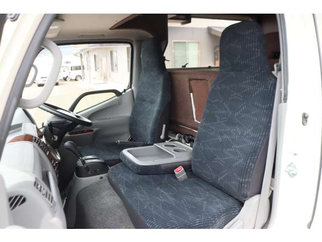 トヨタ カムロード ナッツＲＶ H27年 (九州・沖縄) 99