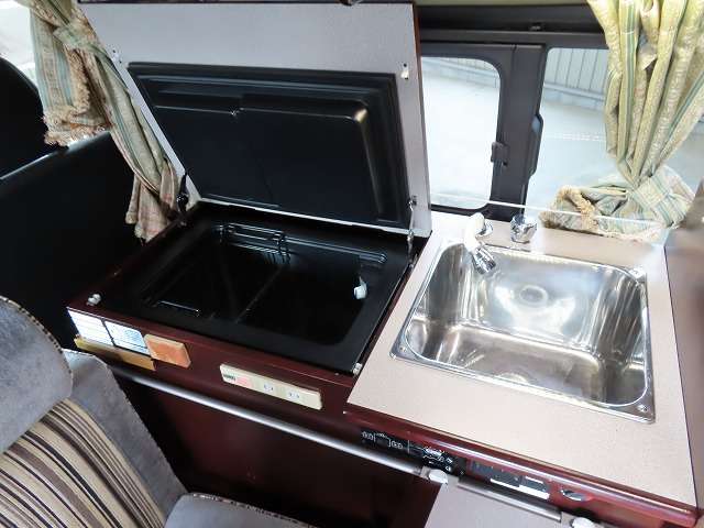 トヨタ レジアスエースバン キャンピングカー H26年 (関東) 99