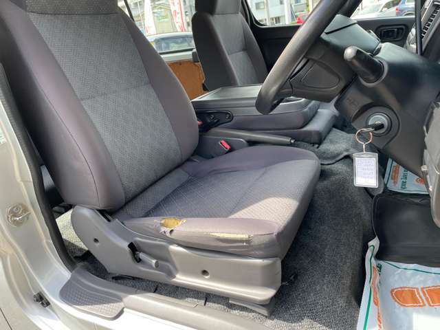 日産 キャラバンバン ３．０ ＤＸ ロングボディ ディーゼルターボ H23年 (甲信越・北陸) 99