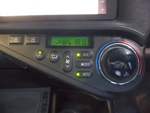 トヨタ アクア １．５ Ｇ H24年 (東海) 99