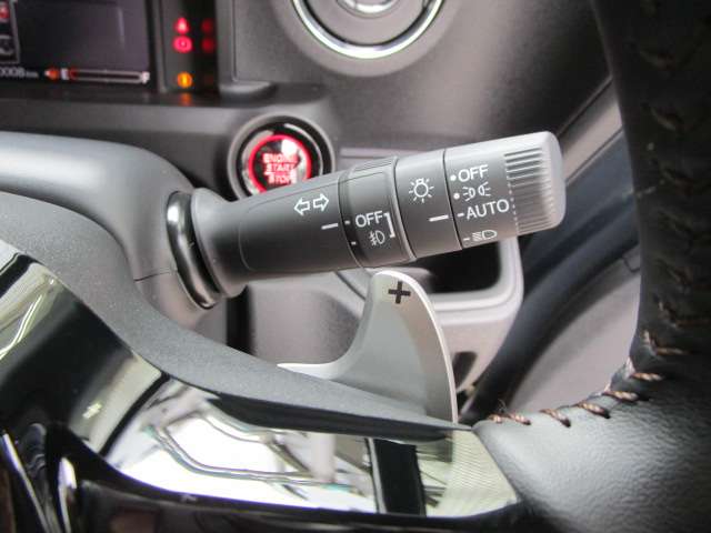 ホンダ Ｎ　ＢＯＸ カスタム ６６０ ターボ ブラック スタイル ４ＷＤ R8年 (関東) 99