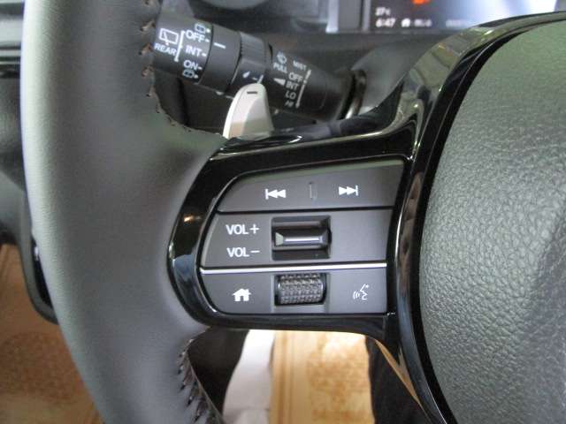 ホンダ Ｎ　ＢＯＸ カスタム ６６０ ターボ ブラック スタイル ４ＷＤ R8年 (関東) 99