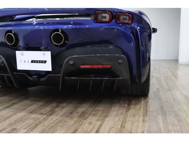 フェラーリ ＳＦ９０　ストラダーレ Ｆ１　ＤＣＴ　Ｅ４ＷＤ R3年 (関東) 99