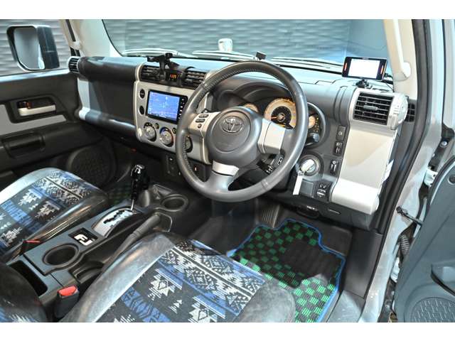 トヨタ ＦＪ　クルーザー ４．０ カラーパッケージ ４ＷＤ H29年 (関東) 99