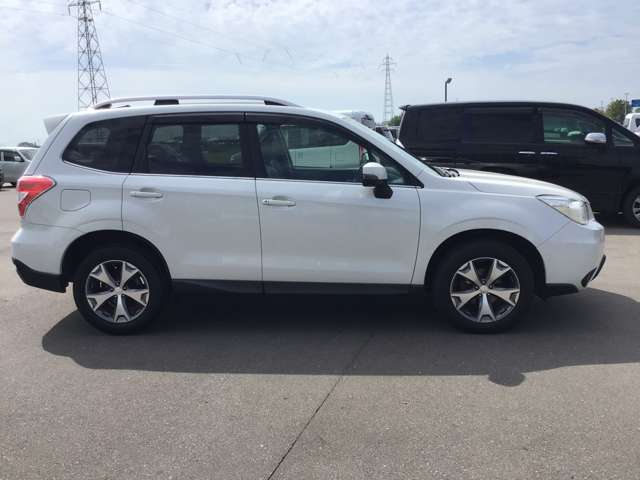 スバル フォレスター ２．０ エックスブレイク ４ＷＤ H26年 (東北) 99