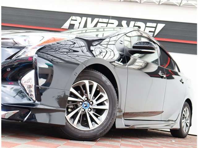 トヨタ プリウス １．８ Ａ H28年 () 99