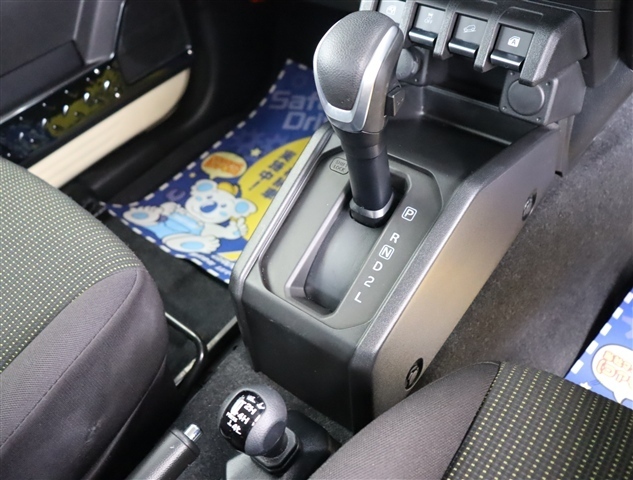 スズキ ジムニー ６６０ ＸＣ ４ＷＤ R2年 () 99