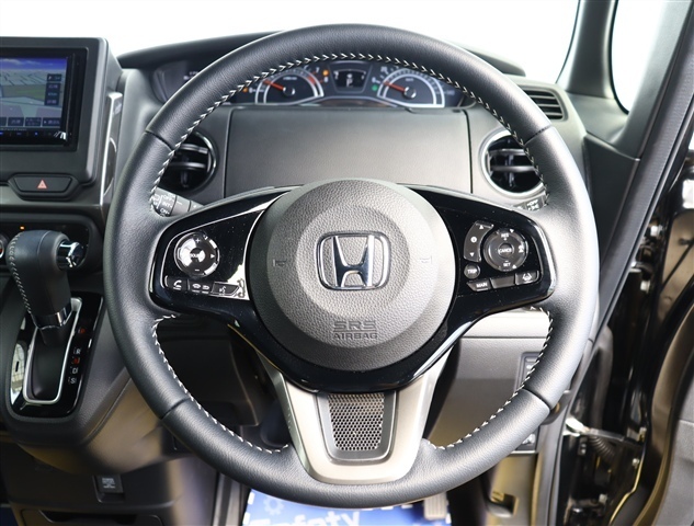 ホンダ Ｎ　ＢＯＸ カスタム ６６０ Ｌ ターボ スタイルプラス ブラック R5年 () 99