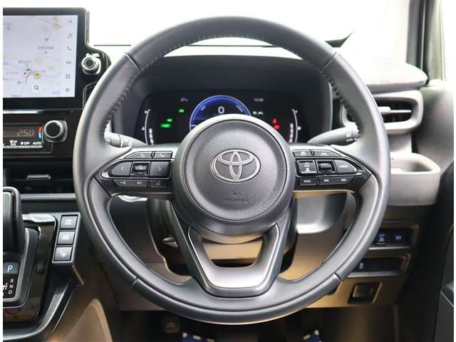 トヨタ シエンタ　ハイブリッド ハイブリッド １．５ Ｚ R5年 () 99