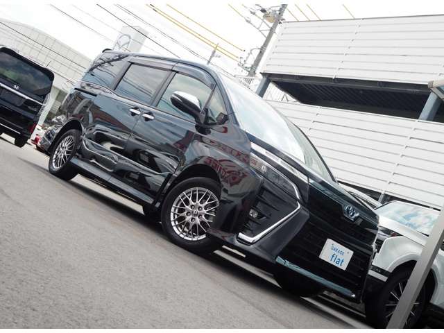 トヨタ ヴォクシー １．８ ハイブリッド ＺＳ 煌ＩＩＩ R3年 (東海) 99