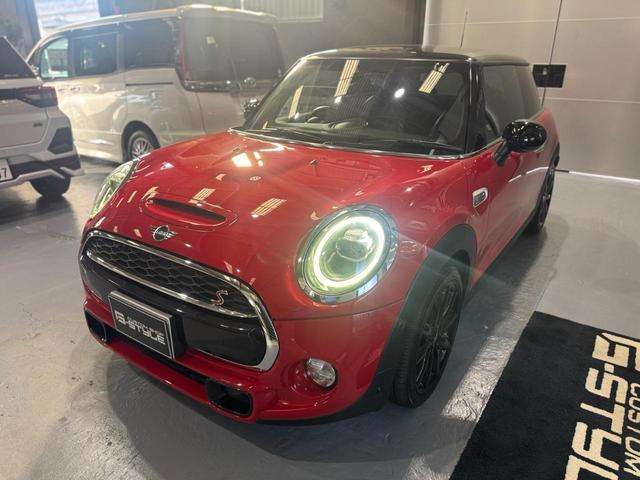 ミニ ミニ クーパーＳ ３ドア ＤＣＴ R1年 (東海) 99