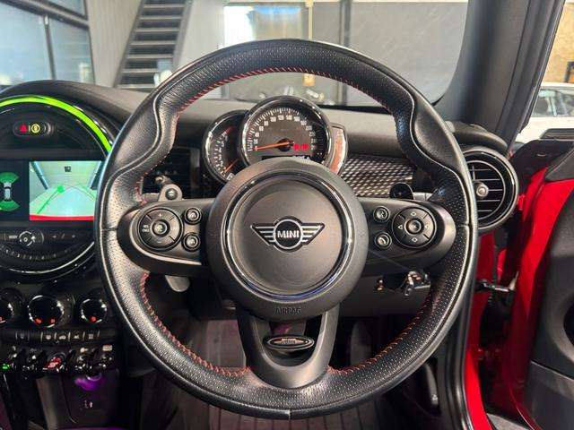 ミニ ミニ クーパーＳ ３ドア ＤＣＴ R1年 (東海) 99