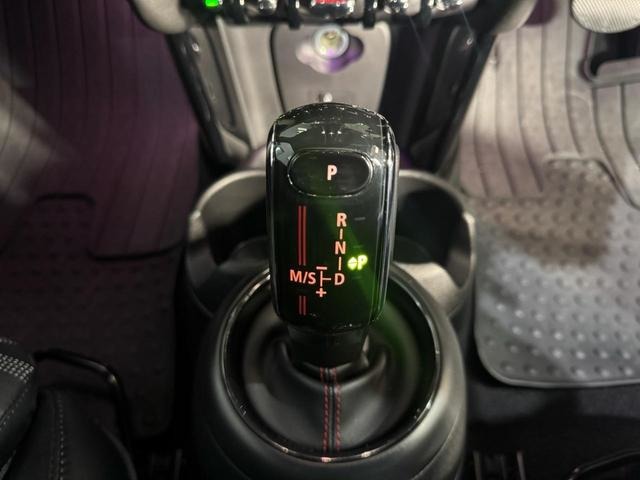 ミニ ミニ クーパーＳ ３ドア ＤＣＴ R1年 (東海) 99