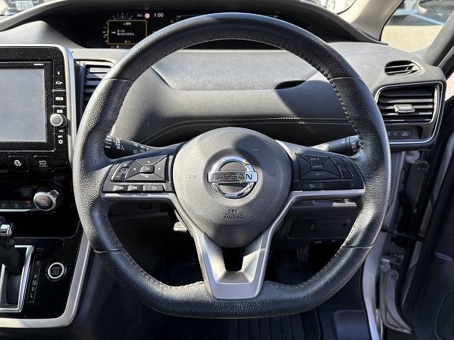 日産 セレナ ２．０ ハイウェイスター ＶセレクションＩＩ R1年 (近畿) 99