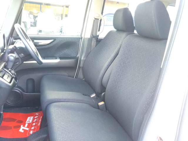 ホンダ Ｎ　ＢＯＸ ６６０ カスタムＧ ＳＳパッケージ H27年 (中国) 99