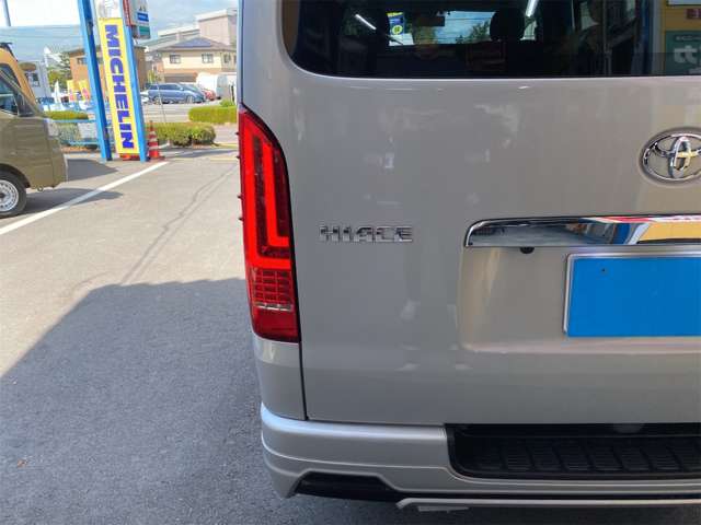 トヨタ ハイエースバン ２．８ スーパーＧＬ ロング ディーゼルターボ ４ＷＤ H30年 () 99