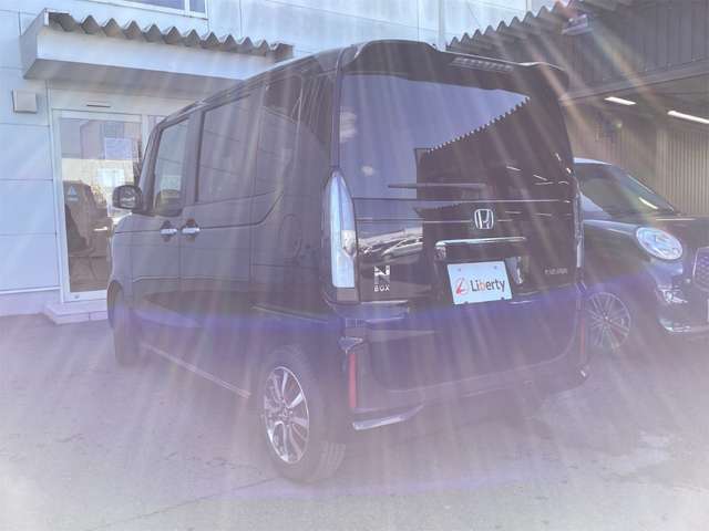 ホンダ Ｎ　ＢＯＸ カスタム ６６０ R8年 (近畿) 99